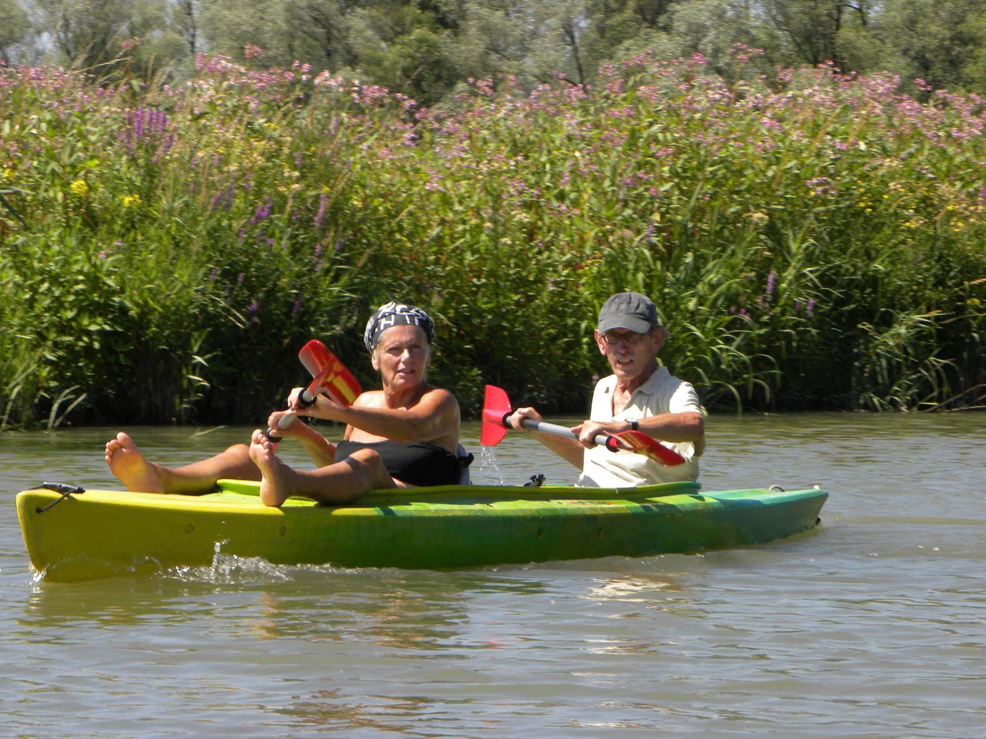 De Brabantse Biesbosch 호텔 Werkendam 외부 사진